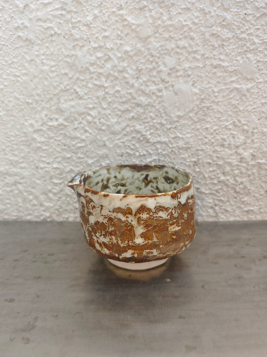 PORCELAIN SERIES — KATAKUCHI IRON 002