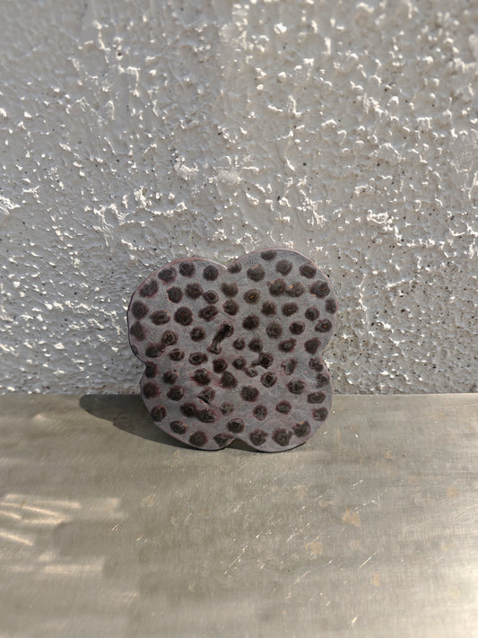 WAGASHI PLATE SERIES — CLOVER 001