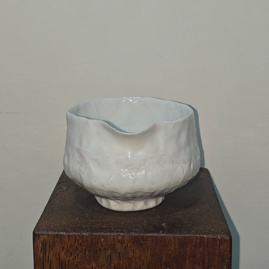 # GULMA — KATAKUCHI PORCELAIN 001