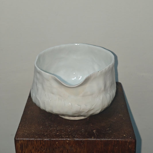 # GULMA — KATAKUCHI PORCELAIN 005