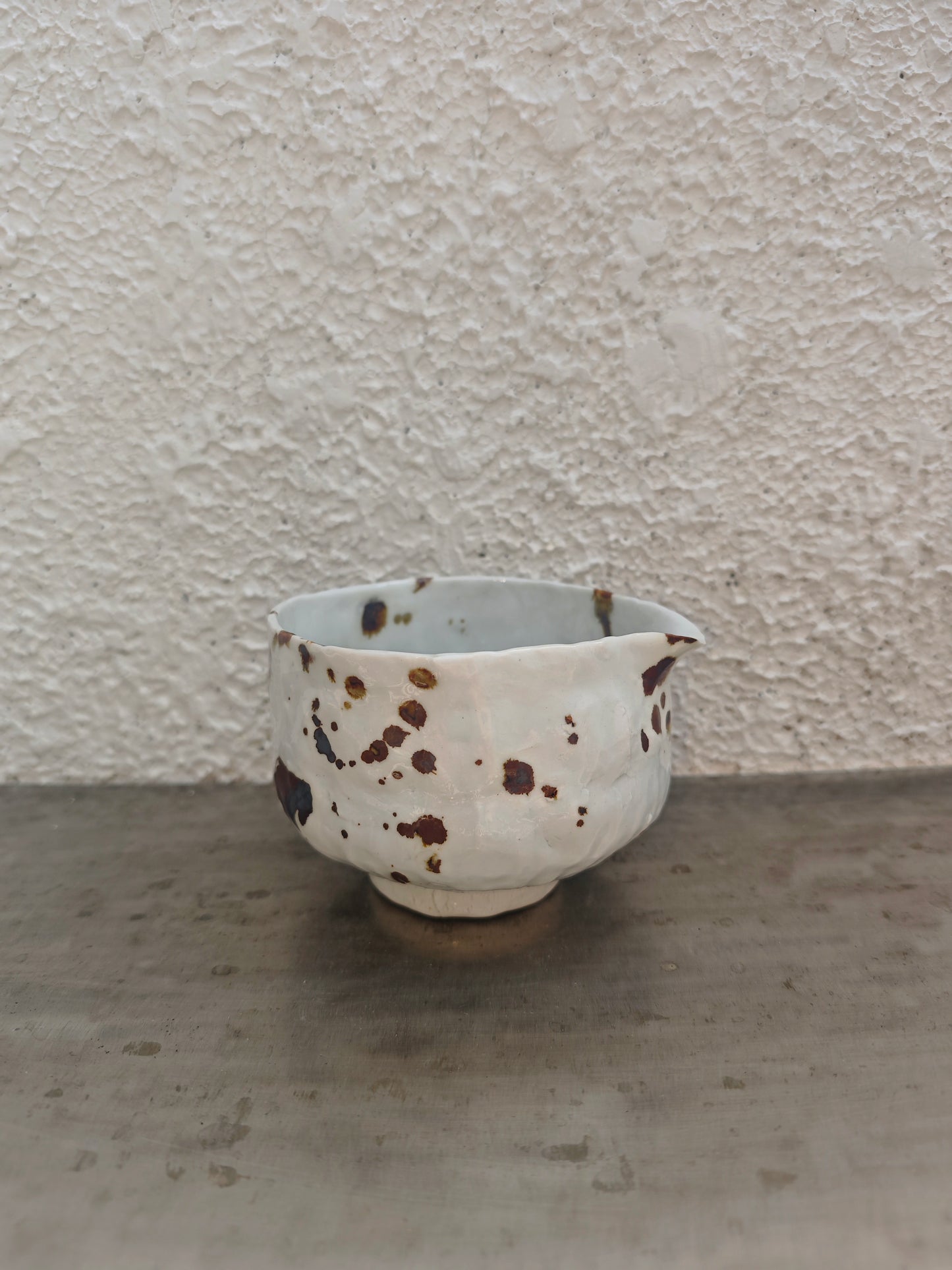 IRON SERIES — KATAKUCHI PORCELAIN 004